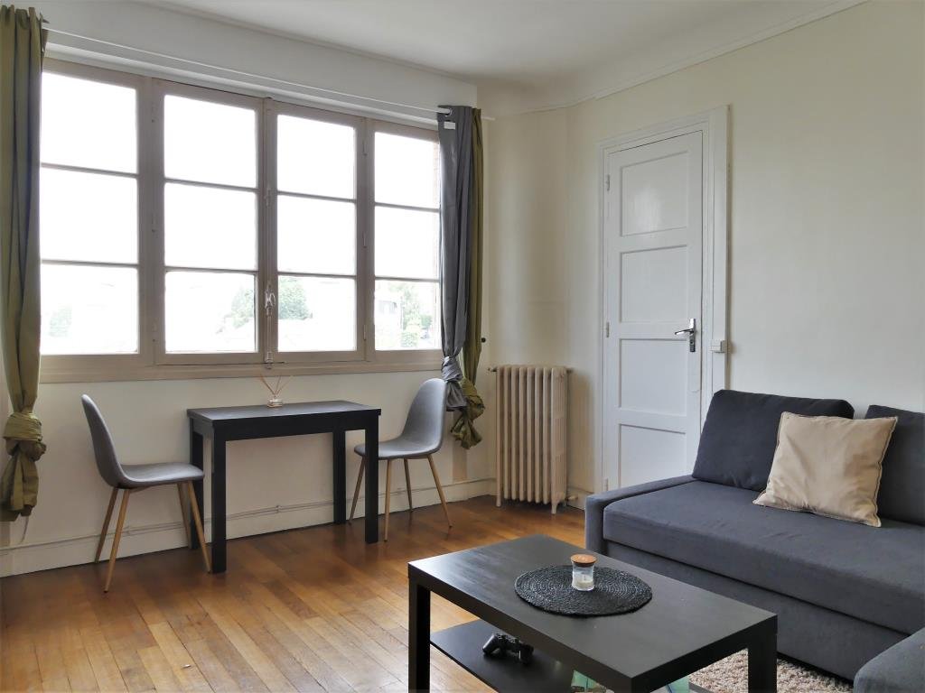 #LOUE# #EXCLUSIVITE# - Issy Les Moulineaux - Ravissant studio meublé 22m2 parfait état.