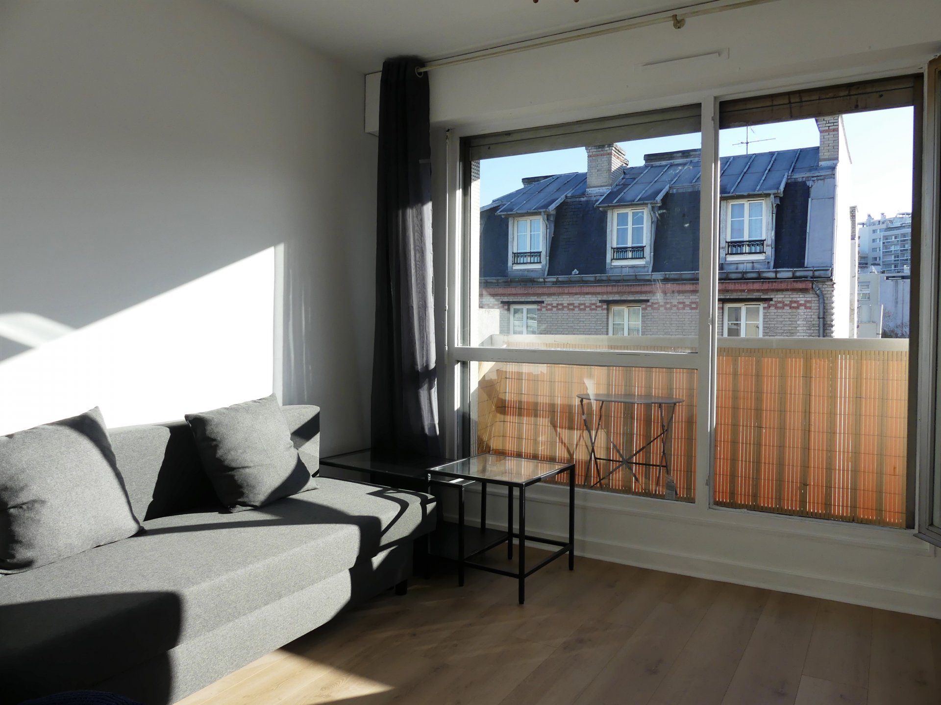 #LOUE# PARIS 18ème - Guy Môquet Studio meublé 20m2