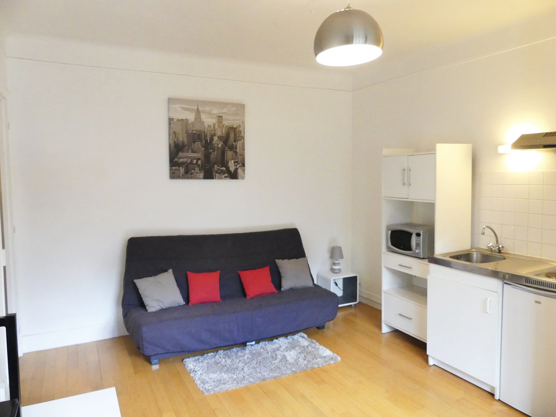 #LOUE# #EXCLUSIVITE# - SAINT CLOUD CENTRE - STUDIO MEUBLE 22m2